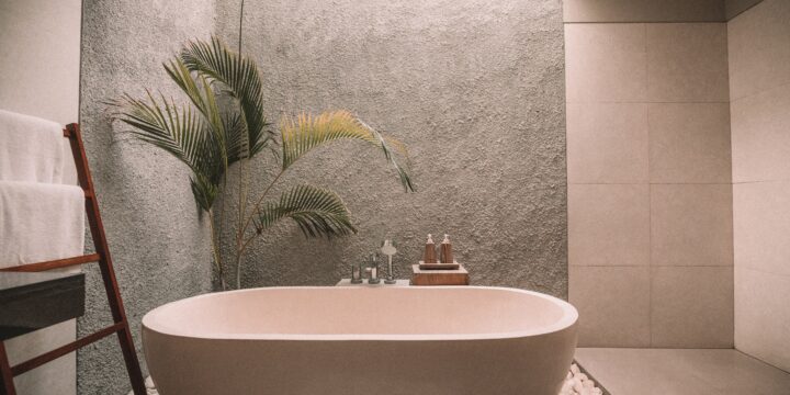 9 Steps to a Self-Care Bath Experience